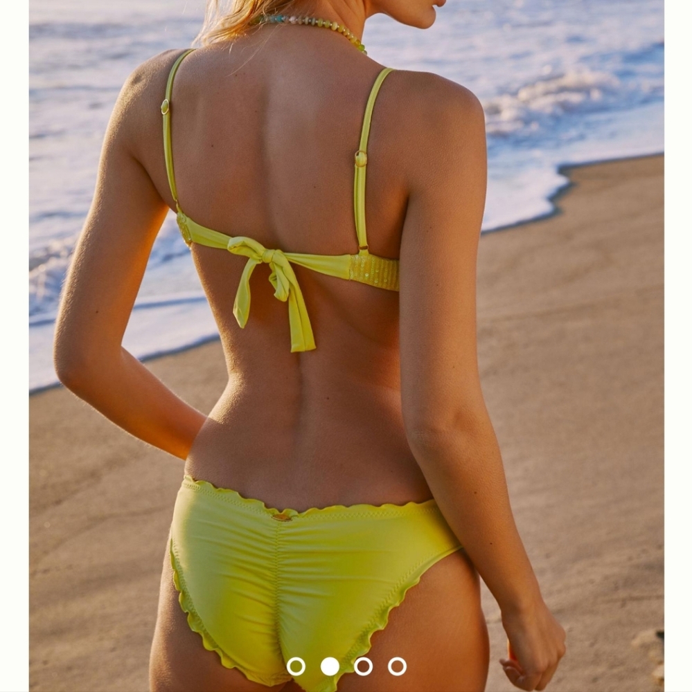 Luli Fama Chasing Stars Balconette Bikini Medium - Picture 15 of 15